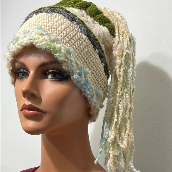 Handcrafted Cream and Green Knit Hat display picture 2